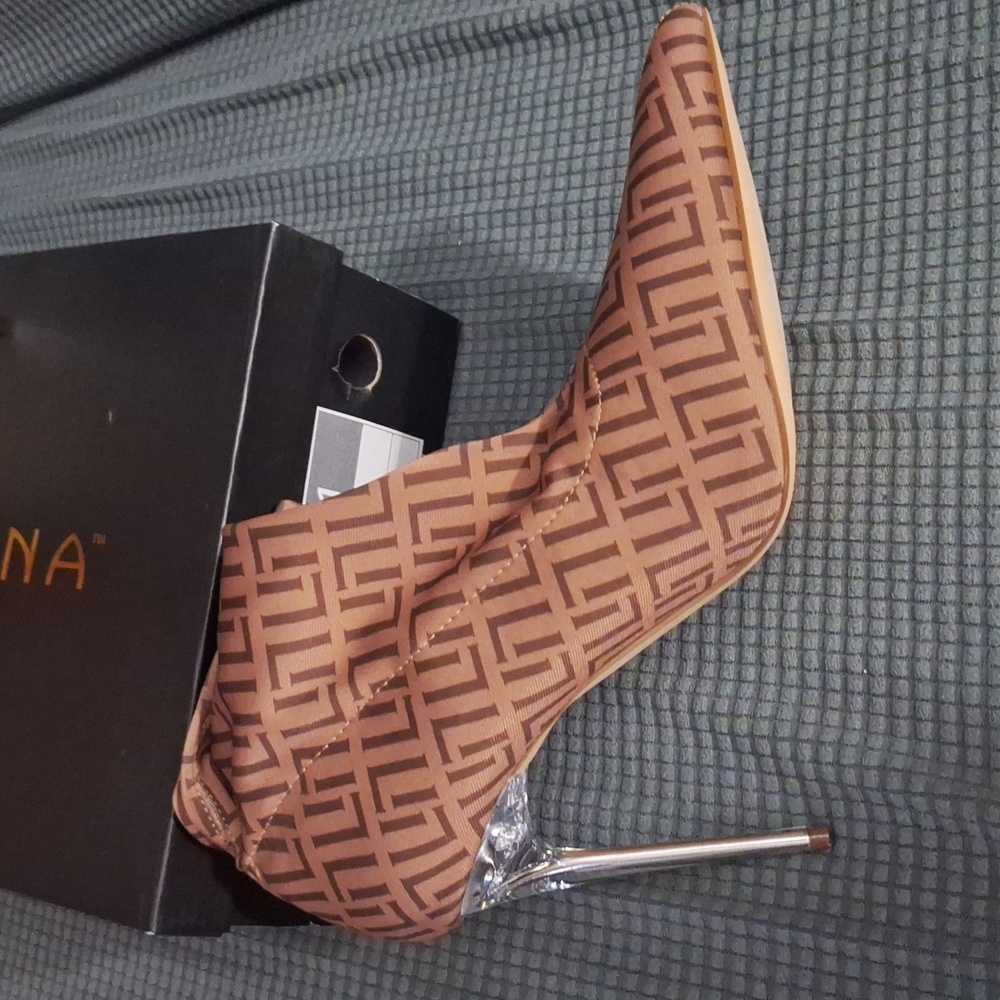 Monogram boot - Picture 7 of 7
